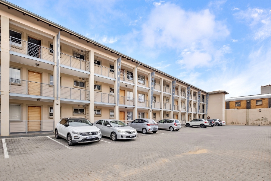 1 Bedroom Property for Sale in Ferndale Gauteng