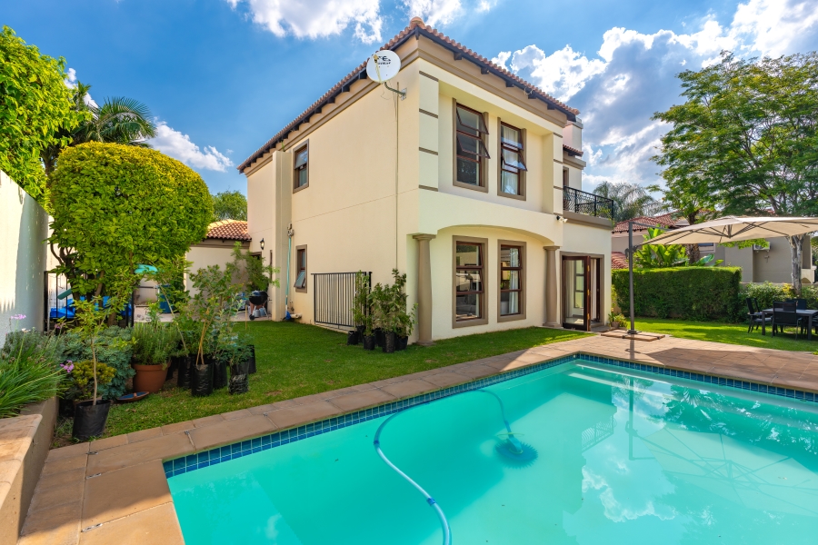 3 Bedroom Property for Sale in Douglasdale Gauteng