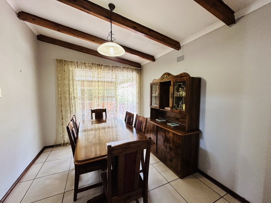 4 Bedroom Property for Sale in Verwoerdpark Gauteng