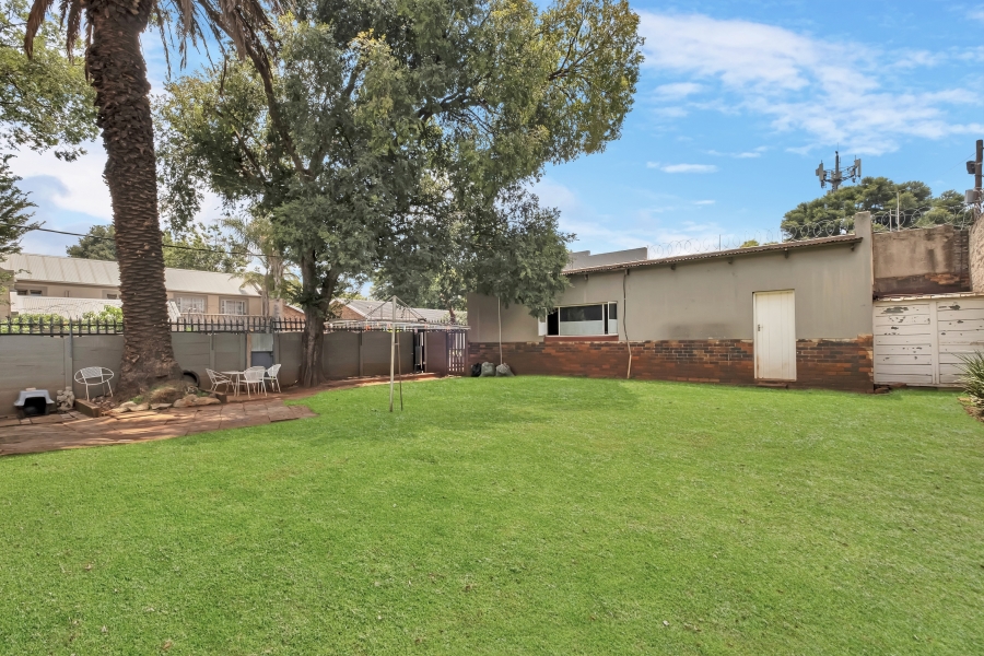 2 Bedroom Property for Sale in Westdene Gauteng