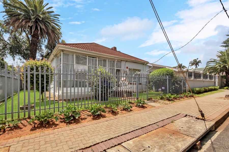 2 Bedroom Property for Sale in Westdene Gauteng