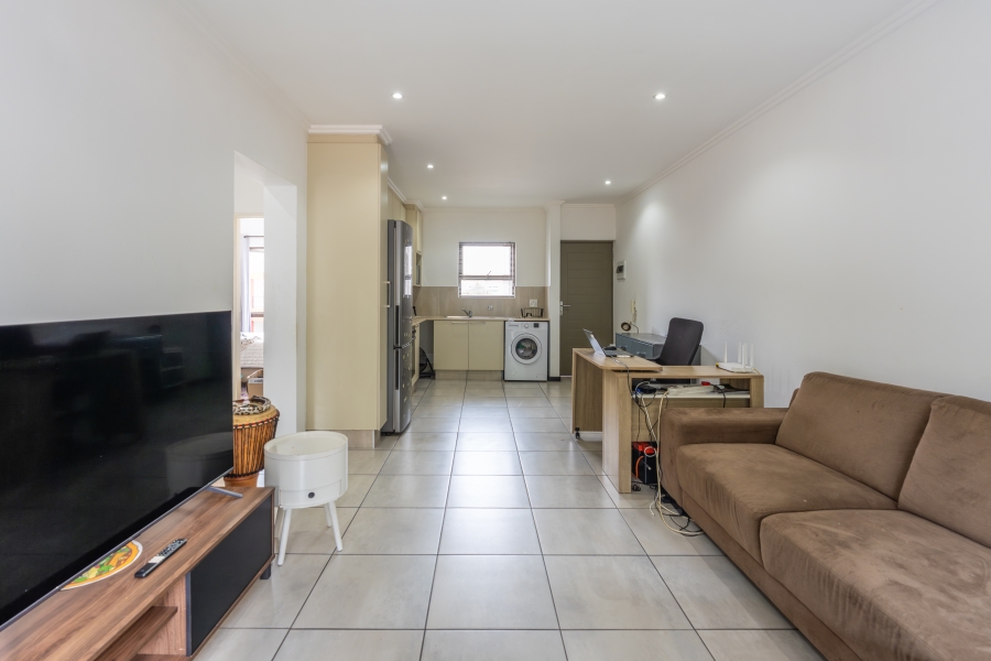 2 Bedroom Property for Sale in Sunninghill Gauteng