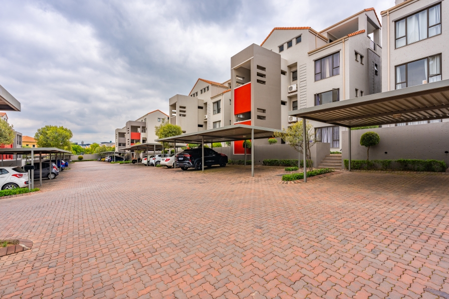 2 Bedroom Property for Sale in Sunninghill Gauteng