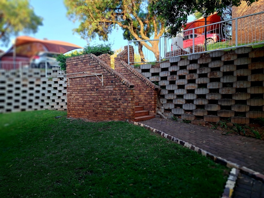 2 Bedroom Property for Sale in Winchester Hills Gauteng