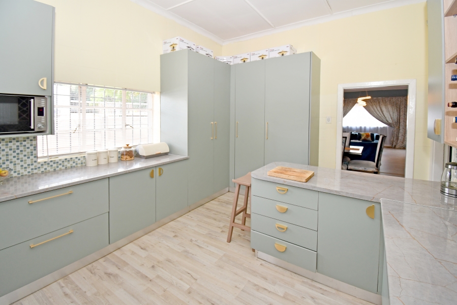 3 Bedroom Property for Sale in Albertville Gauteng