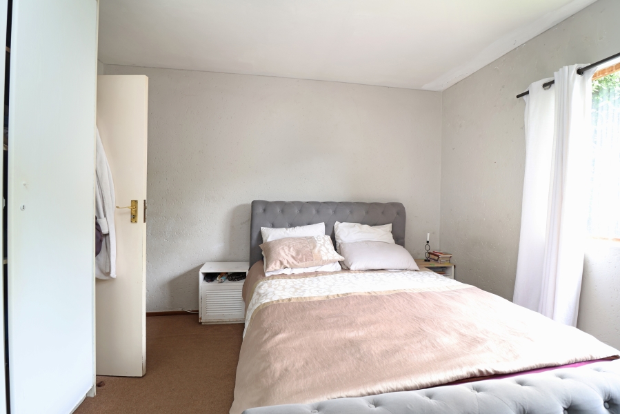 2 Bedroom Property for Sale in Sharonlea Gauteng