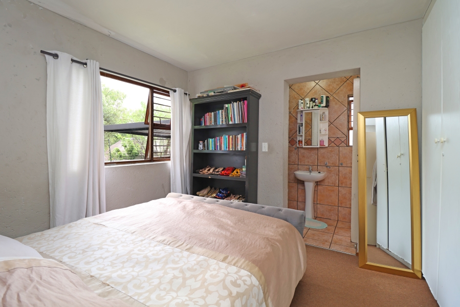 2 Bedroom Property for Sale in Sharonlea Gauteng