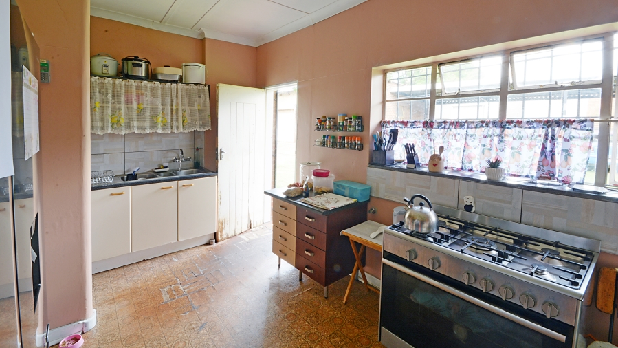 3 Bedroom Property for Sale in Rhodesfield Gauteng