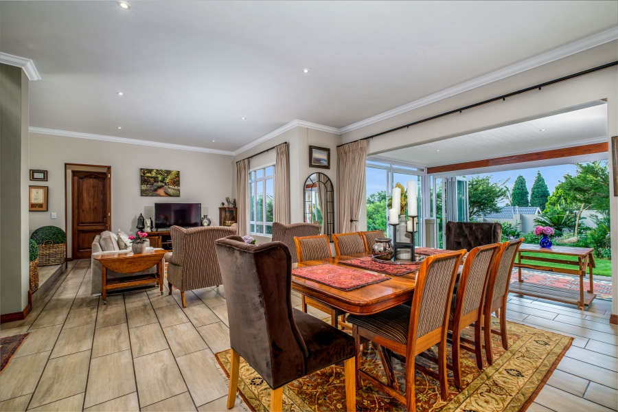 4 Bedroom Property for Sale in Northcliff Gauteng