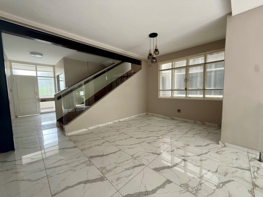 To Let 3 Bedroom Property for Rent in Atholl Gauteng