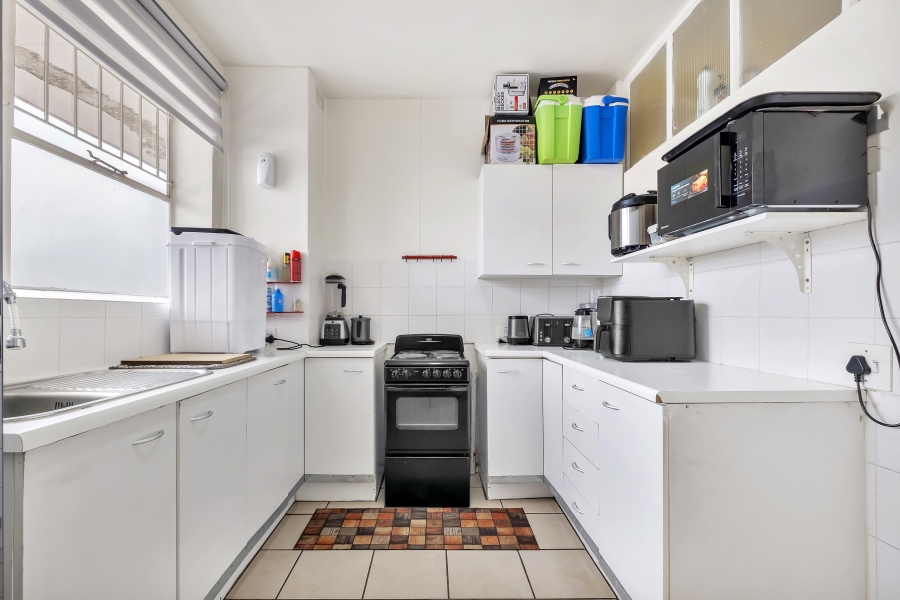 1 Bedroom Property for Sale in Illovo Gauteng