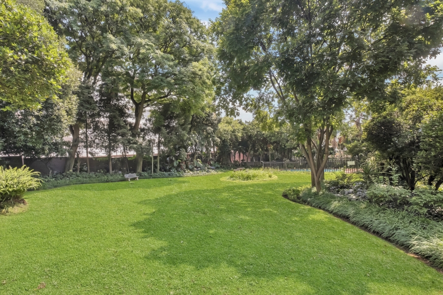 1 Bedroom Property for Sale in Illovo Gauteng