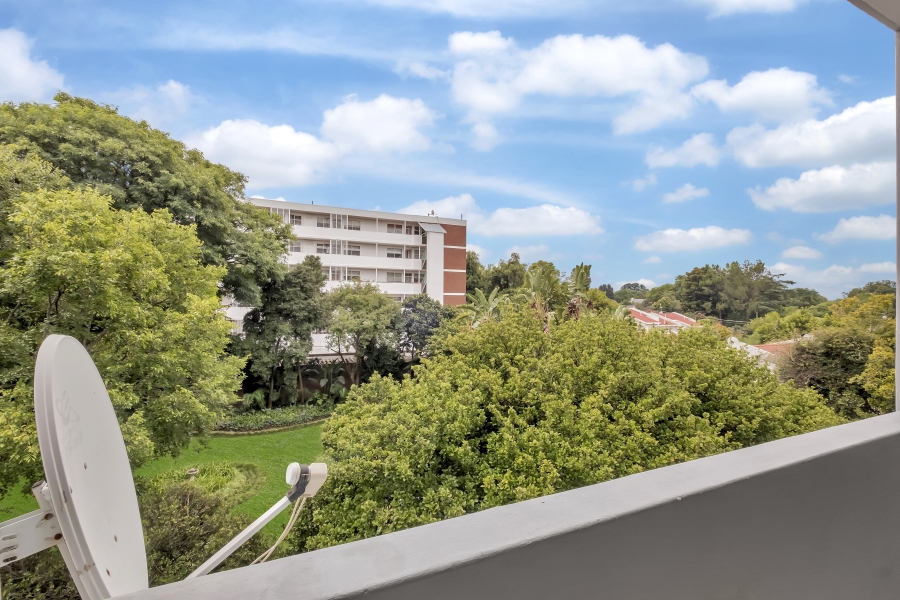 1 Bedroom Property for Sale in Illovo Gauteng