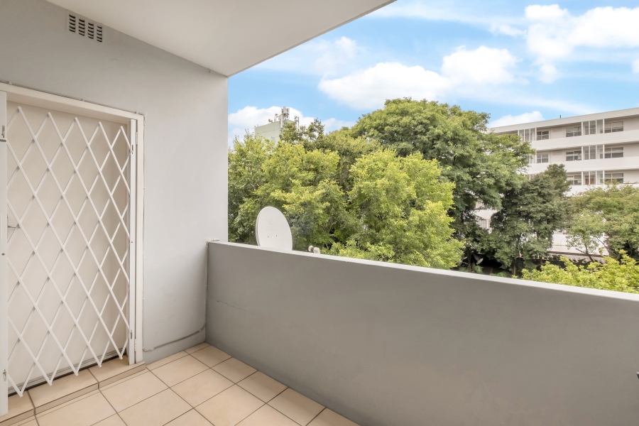 1 Bedroom Property for Sale in Illovo Gauteng