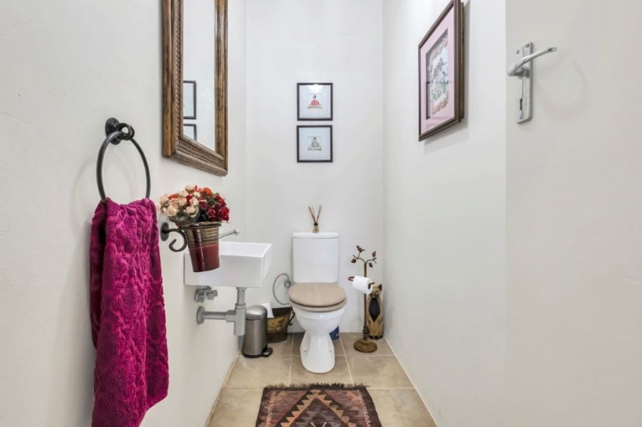 4 Bedroom Property for Sale in Linden Gauteng