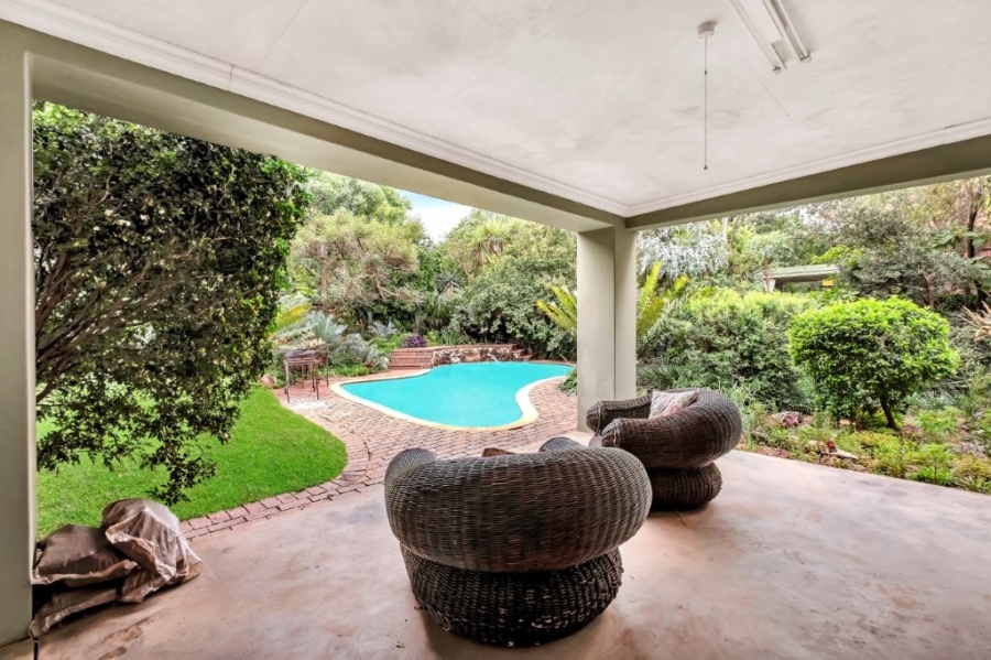 4 Bedroom Property for Sale in Linden Gauteng