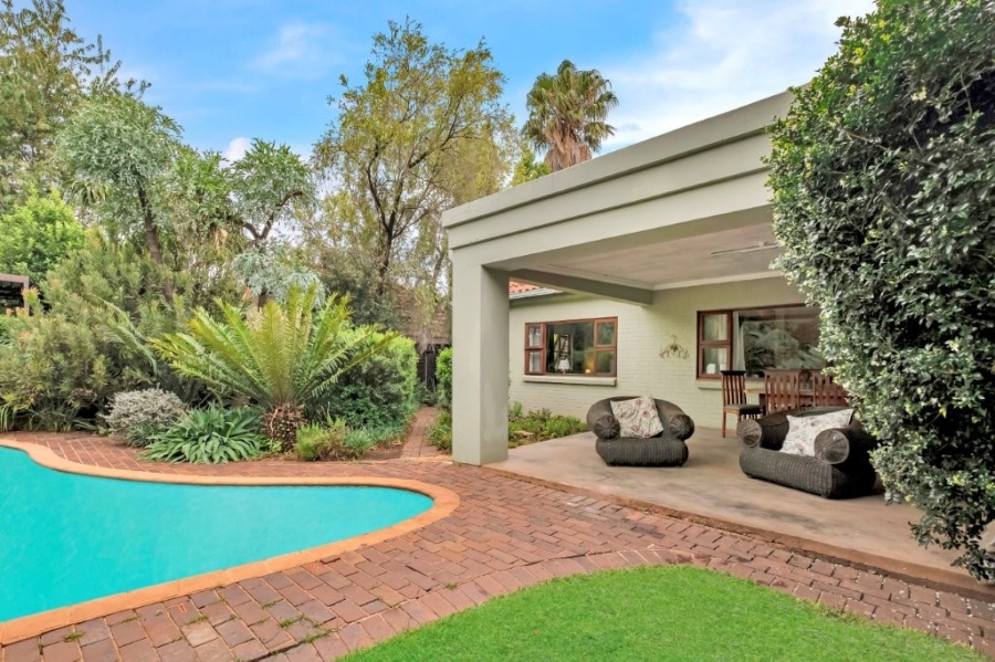 4 Bedroom Property for Sale in Linden Gauteng