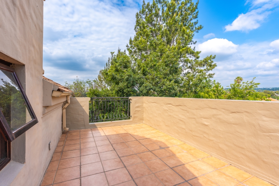 2 Bedroom Property for Sale in Paulshof Gauteng