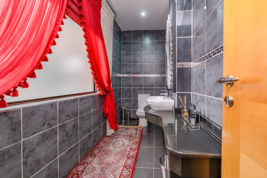 4 Bedroom Property for Sale in Dainfern Valley Gauteng