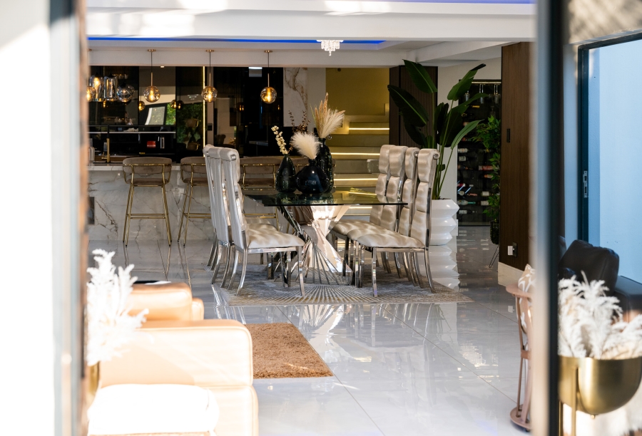 6 Bedroom Property for Sale in Cornwall Hill Gauteng