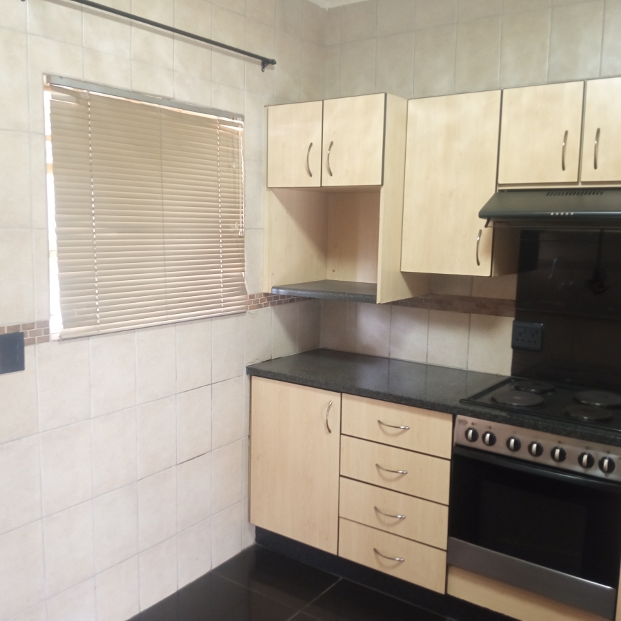 2 Bedroom Property for Sale in Lilianton Gauteng