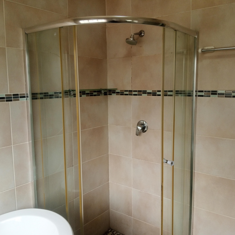 2 Bedroom Property for Sale in Lilianton Gauteng