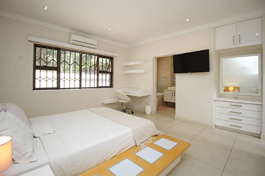 To Let 5 Bedroom Property for Rent in Atholl Gauteng