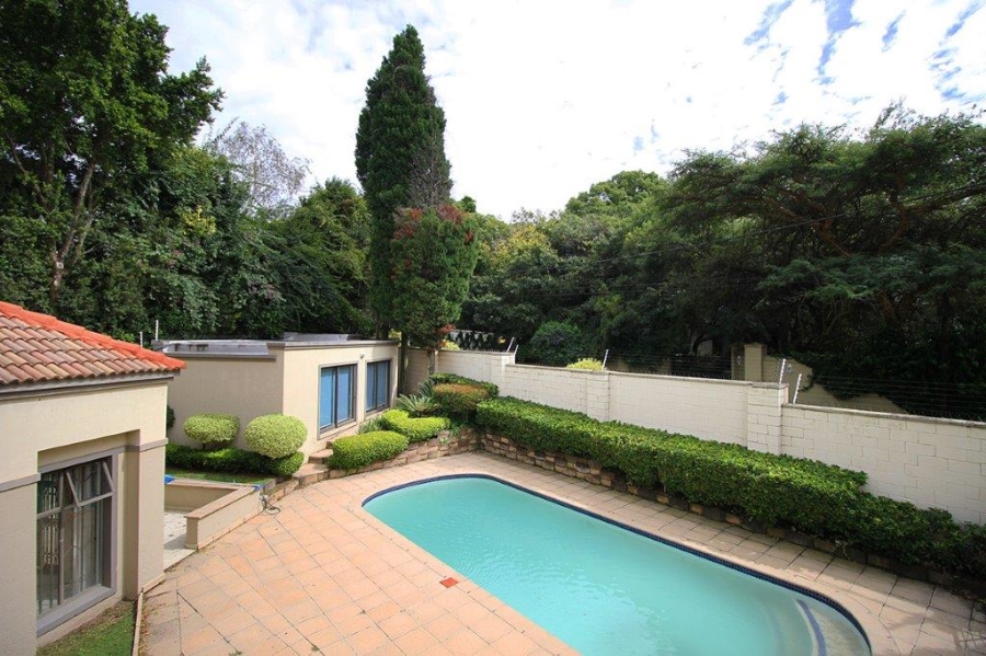 To Let 5 Bedroom Property for Rent in Atholl Gauteng