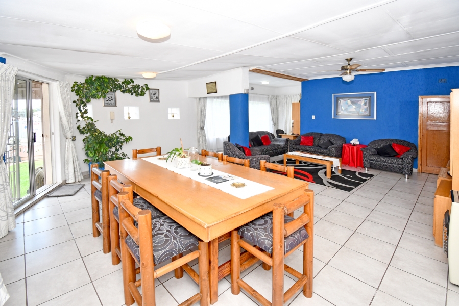 4 Bedroom Property for Sale in Crosby Gauteng