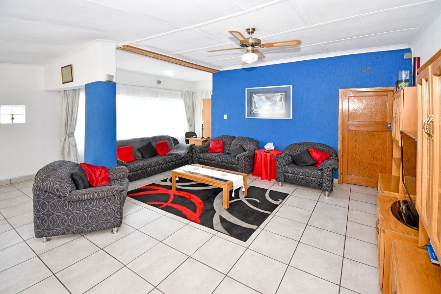4 Bedroom Property for Sale in Crosby Gauteng