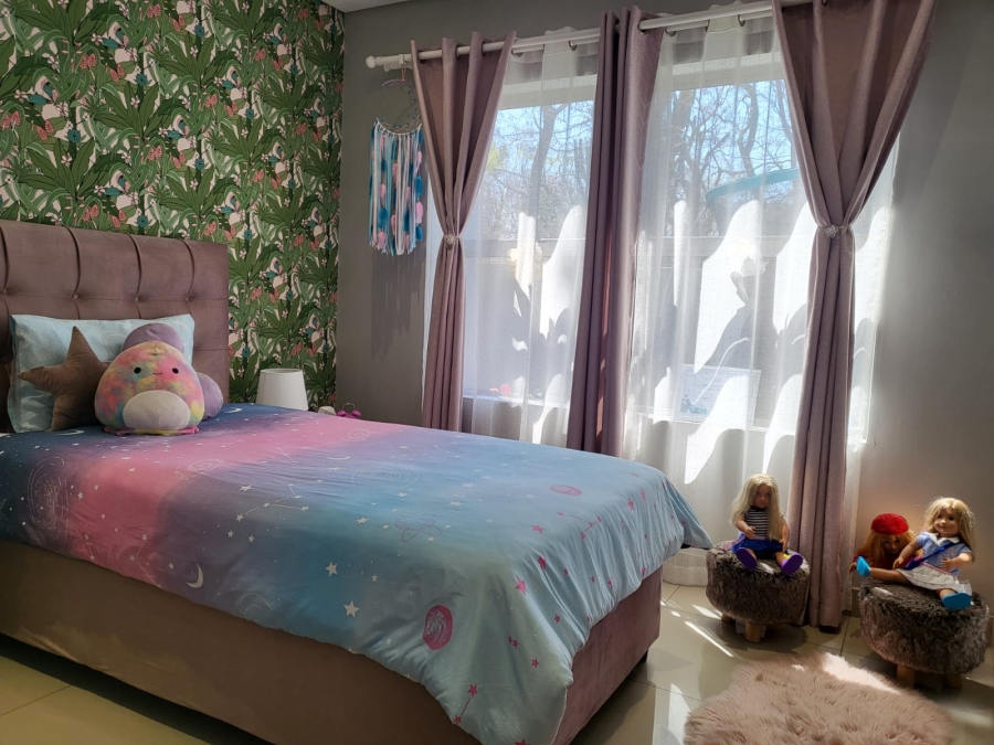 3 Bedroom Property for Sale in Broadacres Gauteng