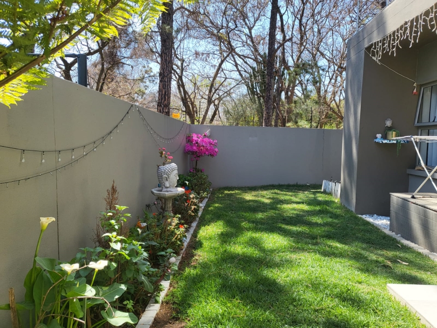 3 Bedroom Property for Sale in Broadacres Gauteng