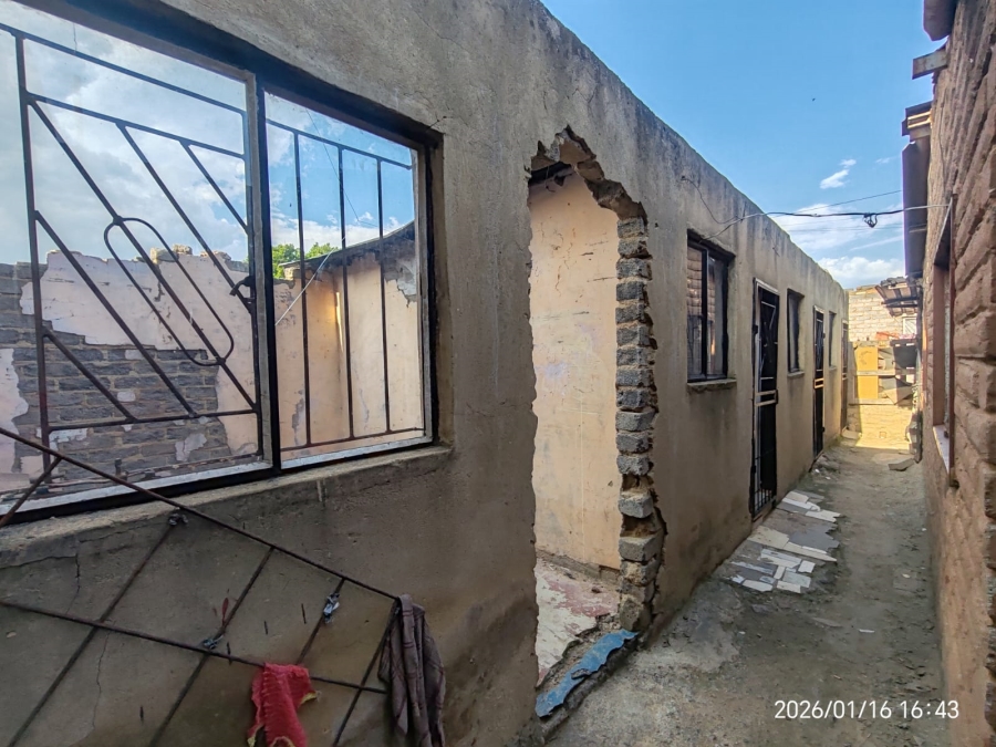 6 Bedroom Property for Sale in Cosmo City Gauteng