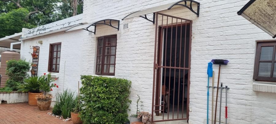 To Let 1 Bedroom Property for Rent in Craighall Park Gauteng