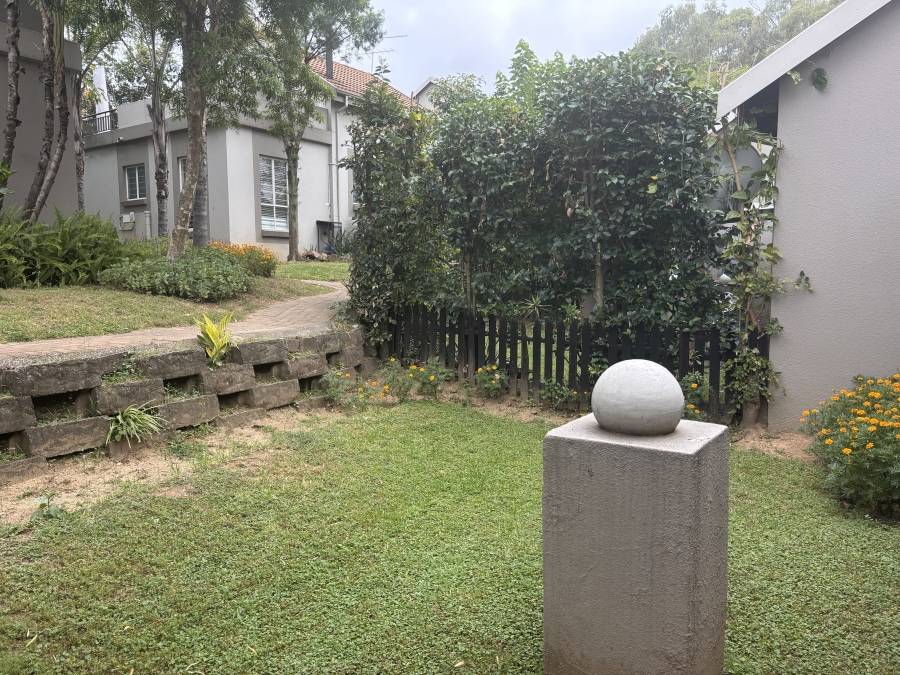 To Let 2 Bedroom Property for Rent in Douglasdale Gauteng