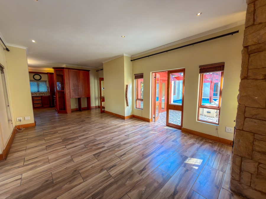 To Let 6 Bedroom Property for Rent in Midstream Estate Gauteng