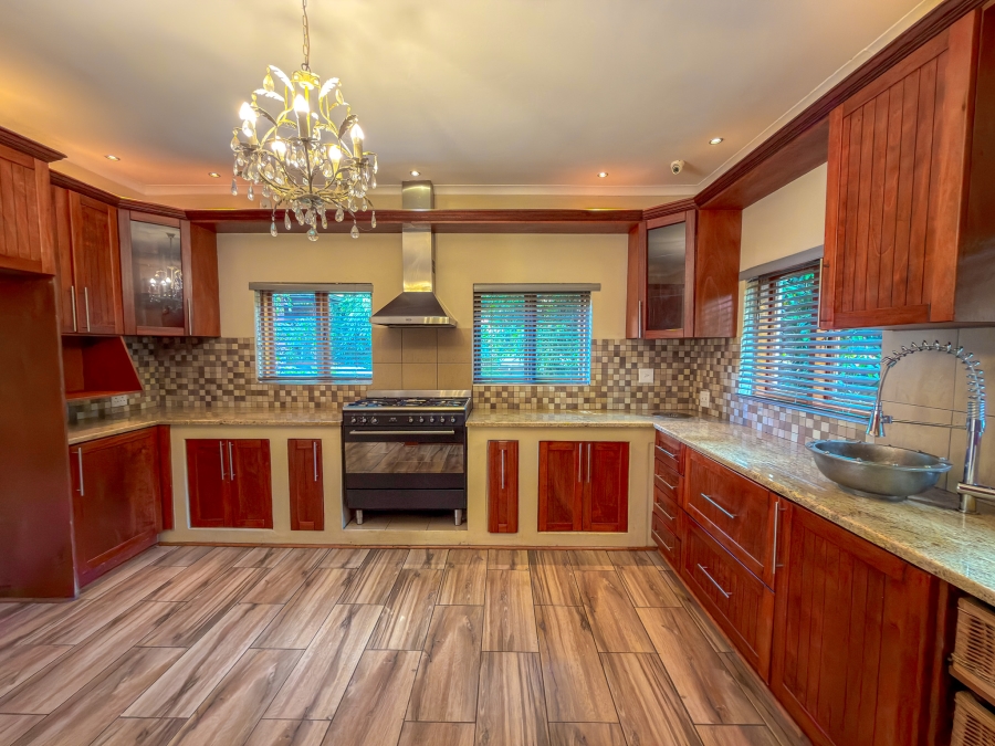 To Let 6 Bedroom Property for Rent in Midstream Estate Gauteng