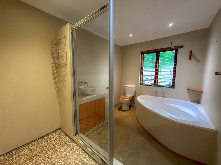 To Let 6 Bedroom Property for Rent in Midstream Estate Gauteng