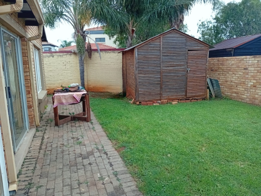 2 Bedroom Property for Sale in Celtisdal Gauteng