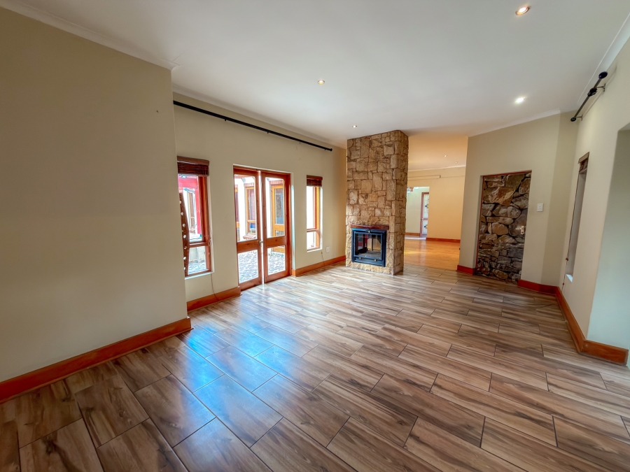 6 Bedroom Property for Sale in Midstream Estate Gauteng