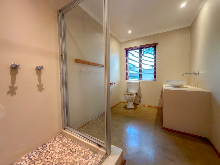 6 Bedroom Property for Sale in Midstream Estate Gauteng