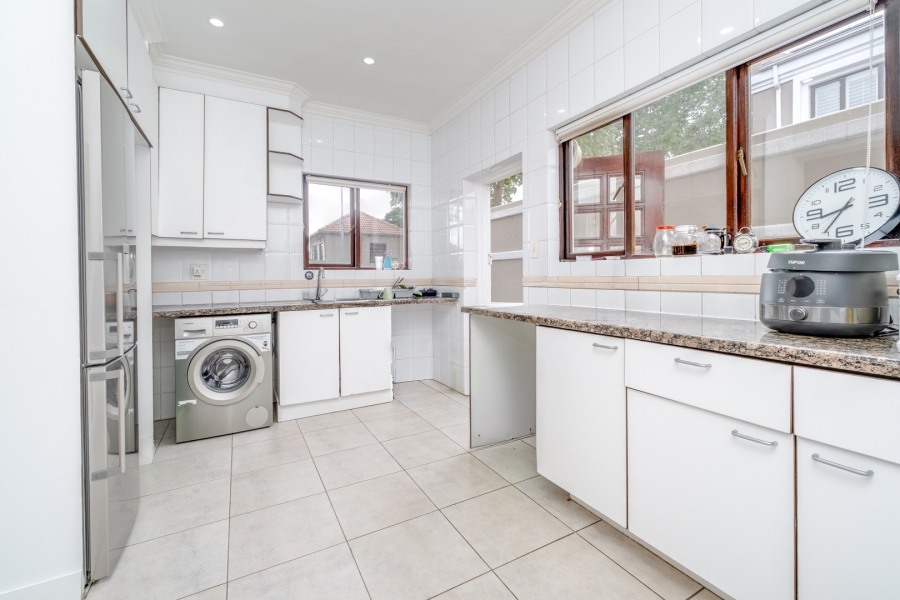 3 Bedroom Property for Sale in Lonehill Gauteng