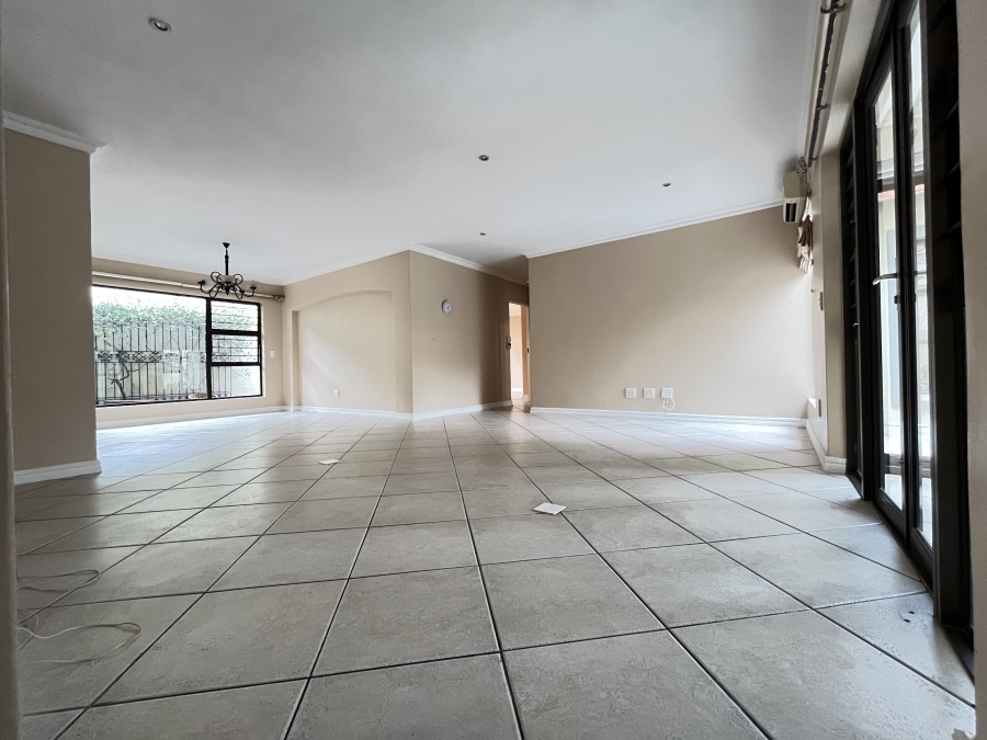 To Let 3 Bedroom Property for Rent in River Club Gauteng