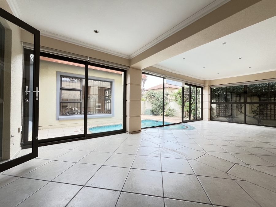 To Let 3 Bedroom Property for Rent in River Club Gauteng