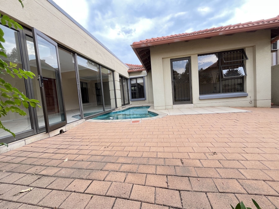 To Let 3 Bedroom Property for Rent in River Club Gauteng