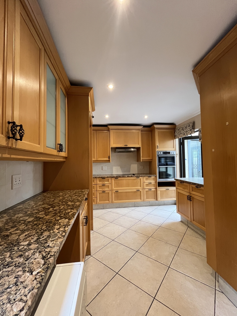 To Let 3 Bedroom Property for Rent in River Club Gauteng