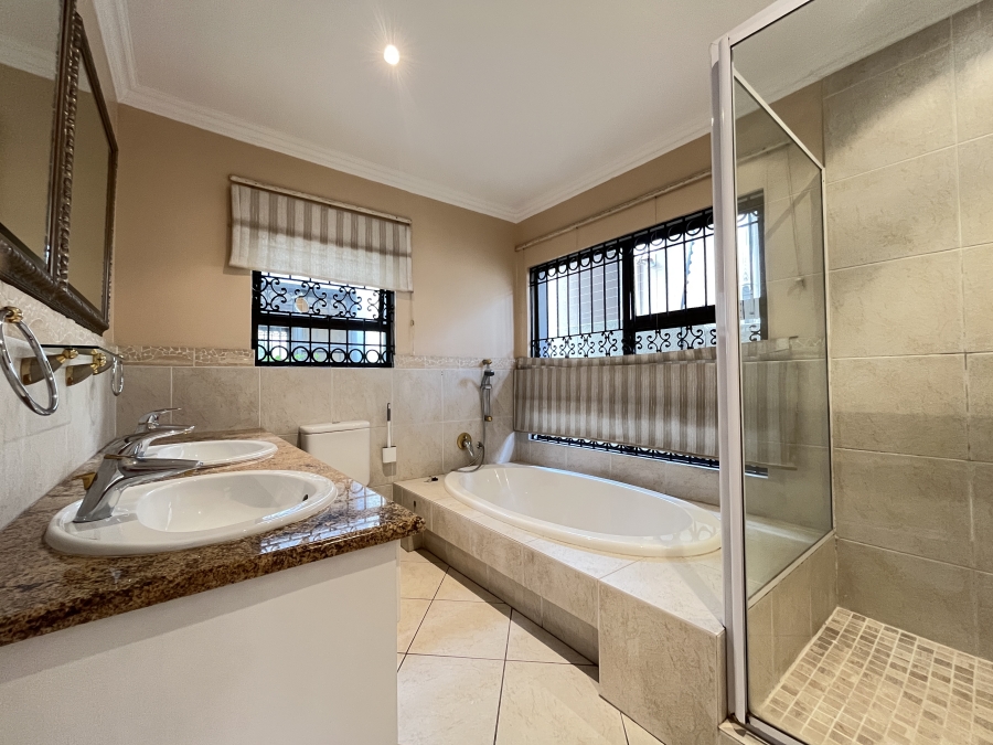 To Let 3 Bedroom Property for Rent in River Club Gauteng
