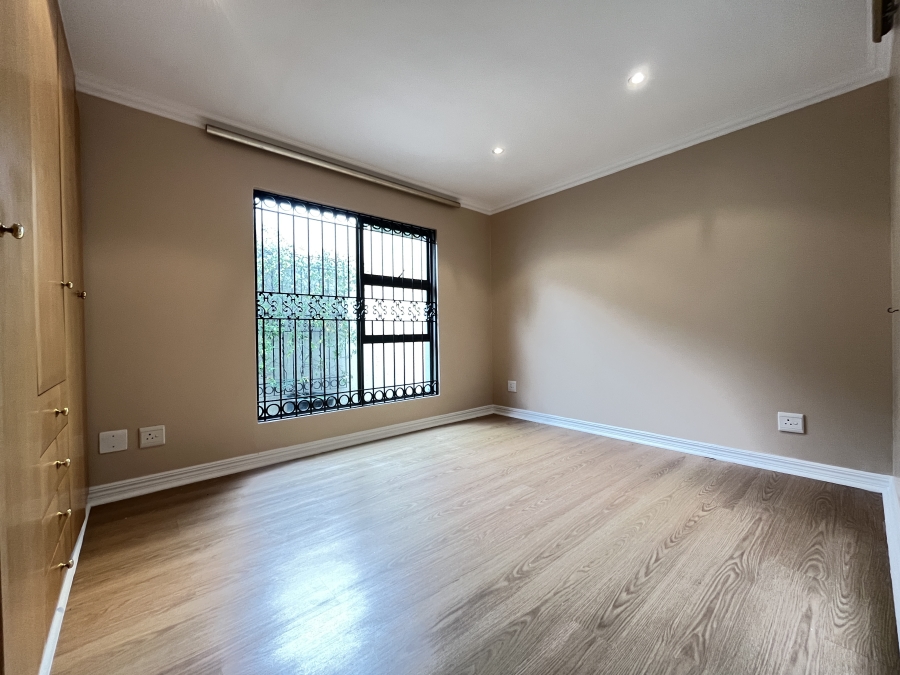 To Let 3 Bedroom Property for Rent in River Club Gauteng