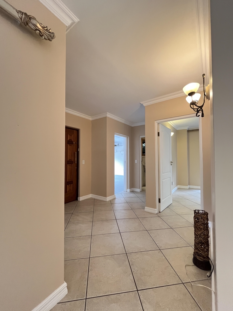 To Let 3 Bedroom Property for Rent in River Club Gauteng