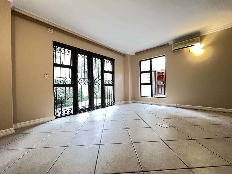 To Let 3 Bedroom Property for Rent in River Club Gauteng